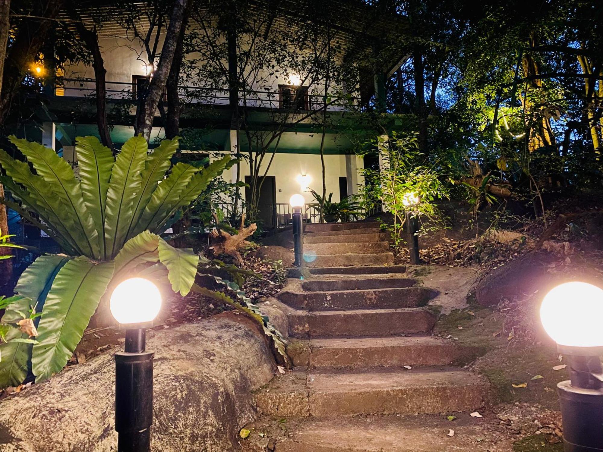 Green House Resort Sigiriya Exteriör bild